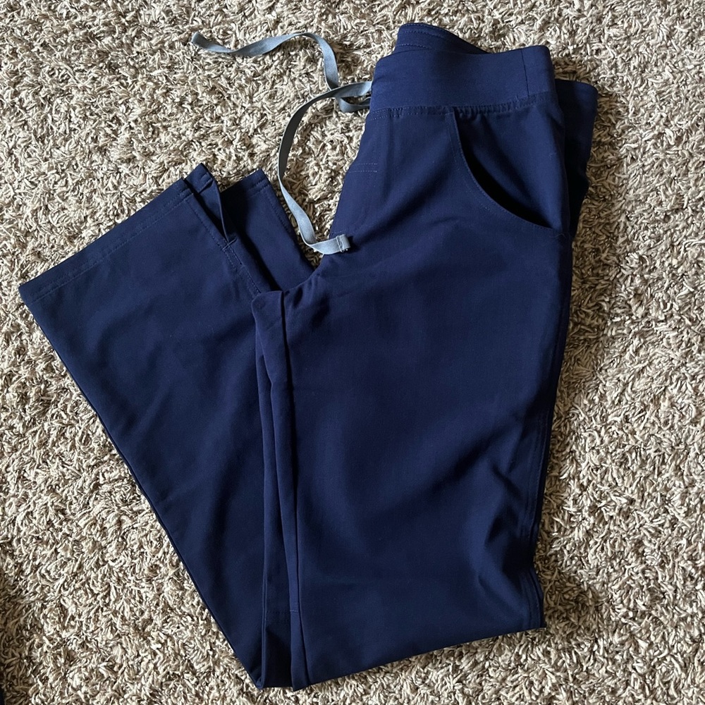Figs Kade Cargo Scrub Pants XS Reg Navy Blue